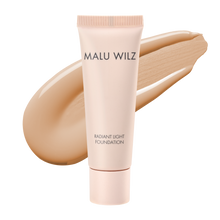 Charger l'image dans la galerie, Fond de Teint Radiant Light (25ml)
